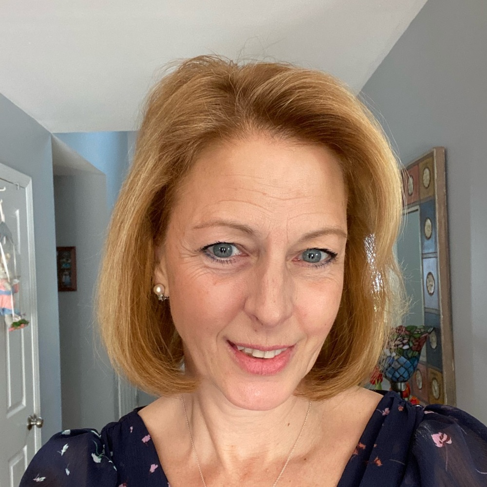 Meet your Posher, Cynthia